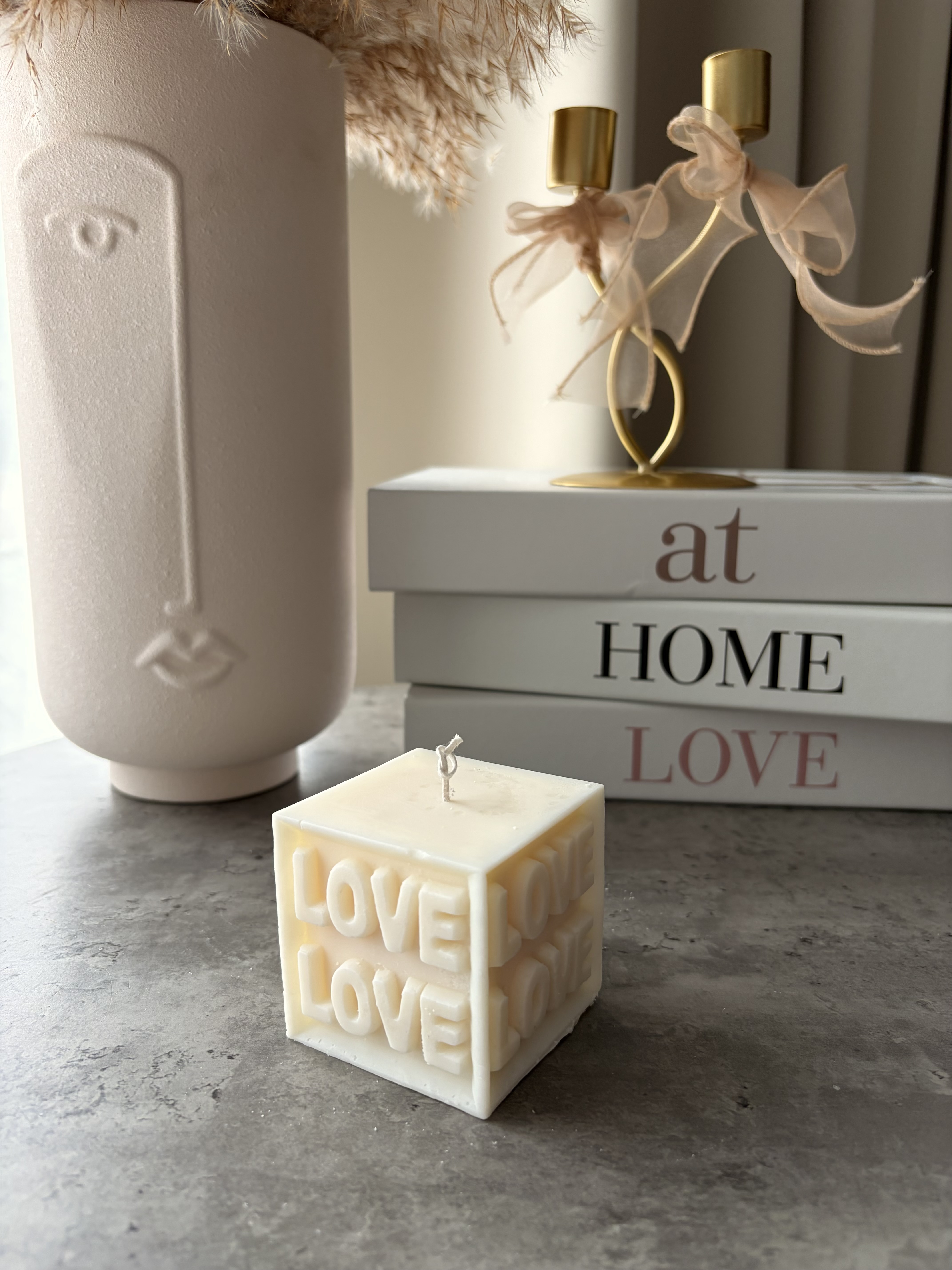 sojova-sviecka-love-luxury-candles