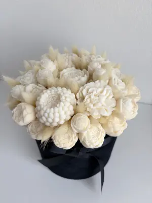 Flowerbox Holly - Image 2