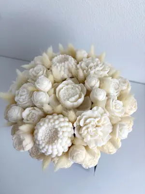 Flowerbox Holly - Image 3