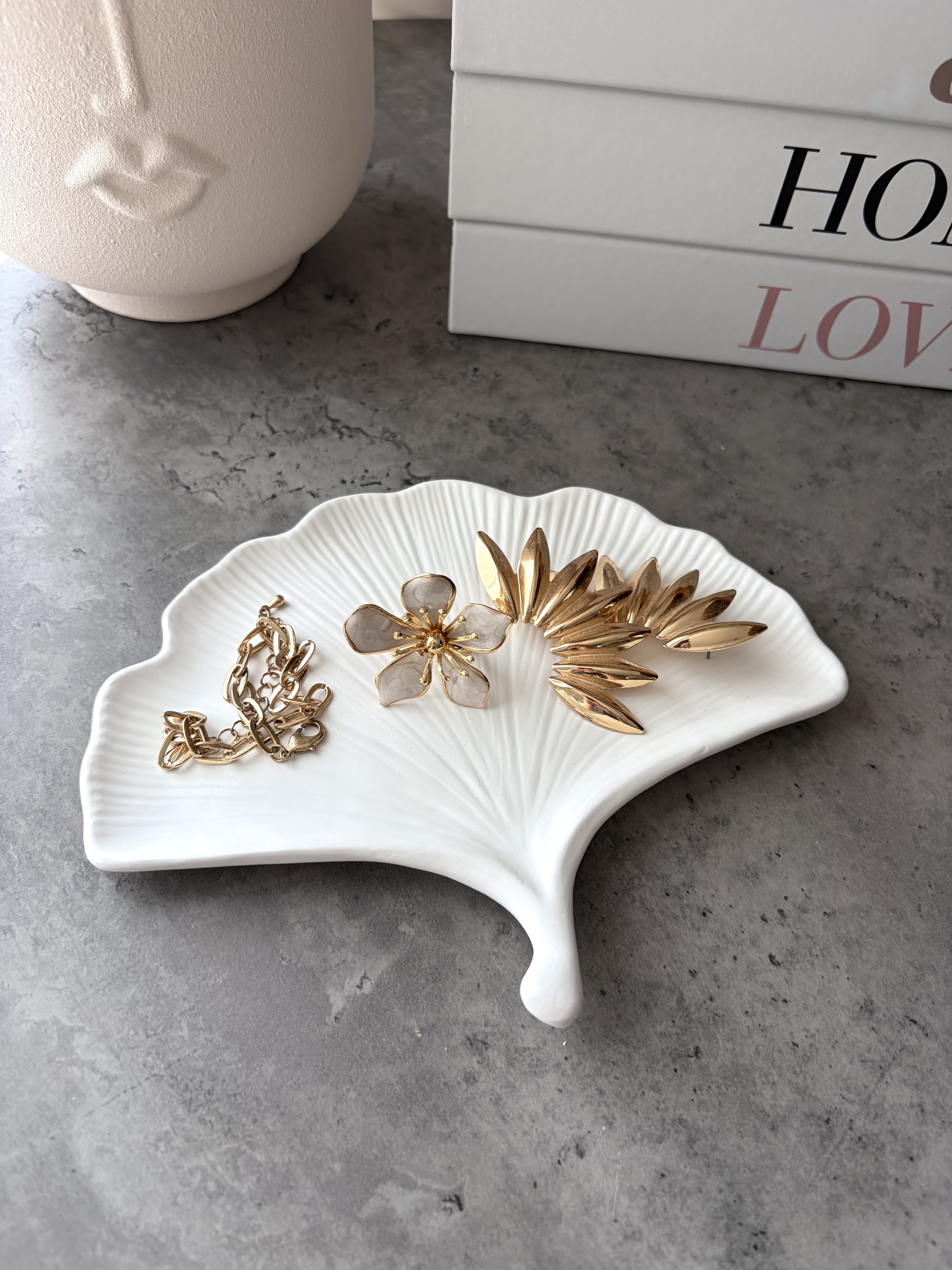 luxury-candles-podtacka-vejar-sperky